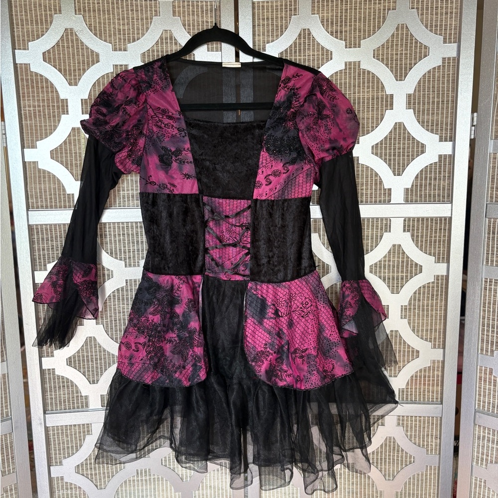 kids HALLOWEEN COSTUME With Missing Size And Brand Tag